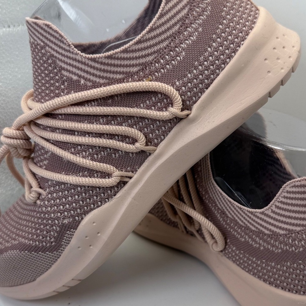 Fabletics Culver Knit Sneakers - pink performance Walking Shoes US 6 EU 36.5 - Picture 8 of 12